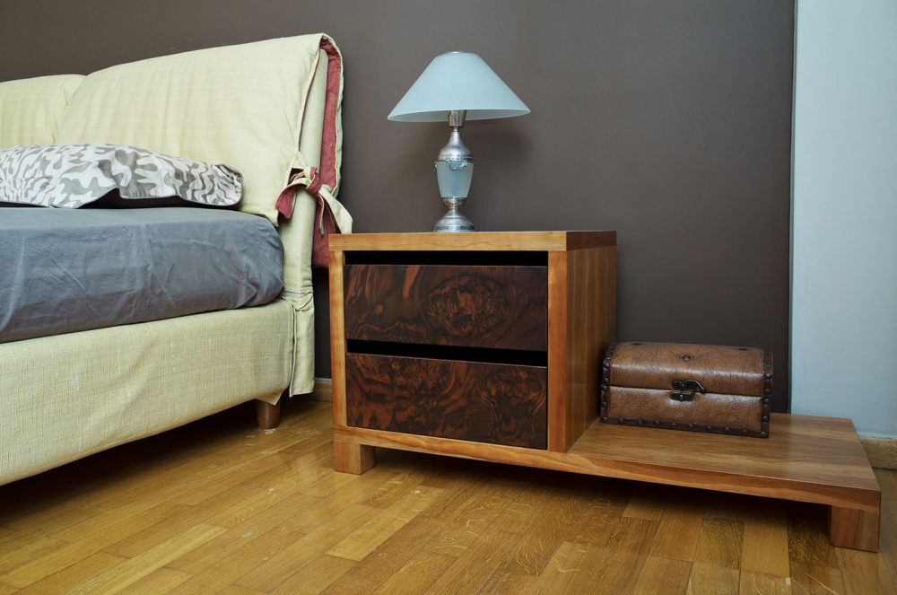 BEDSIDE TABLES